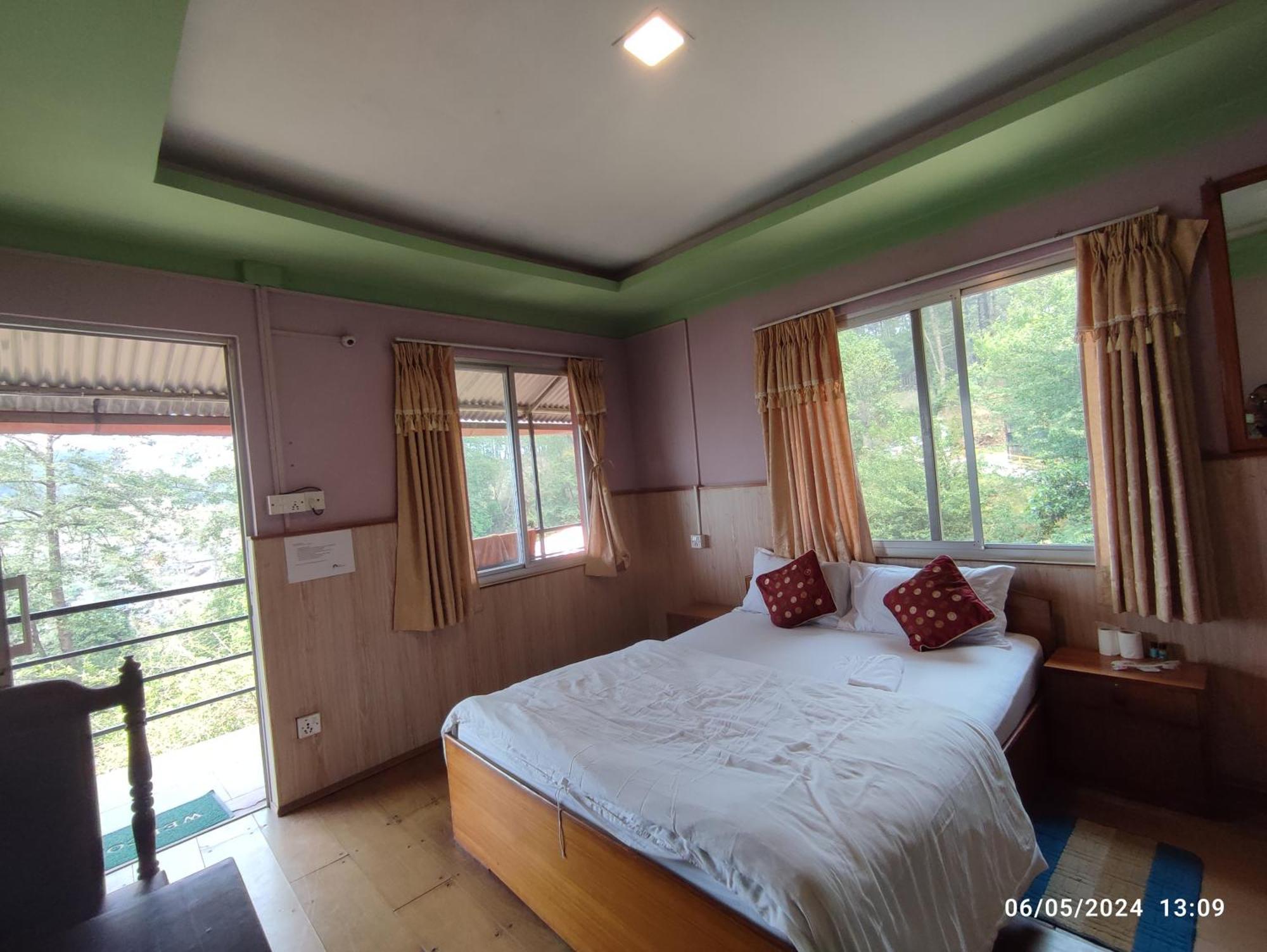 נגאקוט Hotel Mount Paradise מראה חיצוני תמונה